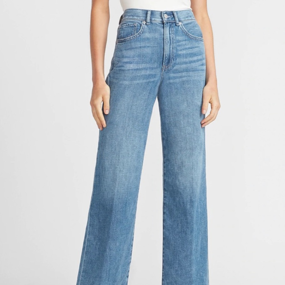 Express Wide Leg High Rise Jeans 00P